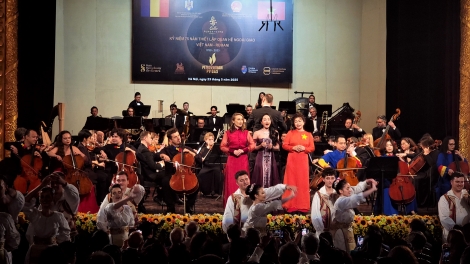 Cello Fundamento 8-Chào mừng kỷ niệm 75 năm thiết lập quan hệ ngoại giao Việt Nam-Rumani