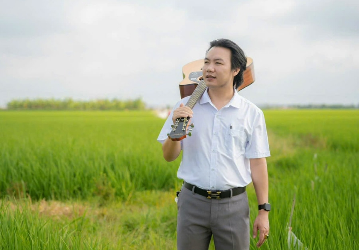 Nhạc sĩ Bùi Hoàng Uyên Minh