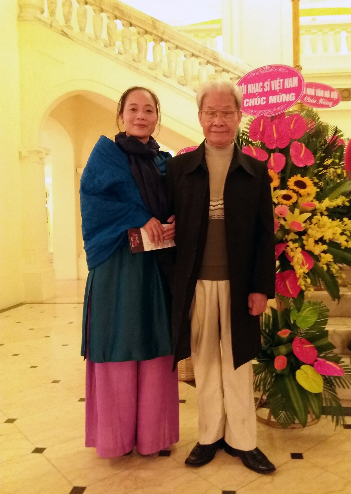 Nhà văn, nhà thơ Bùi Tuyết Mai và nhạc sĩ Nguyễn Tài Tuệ.