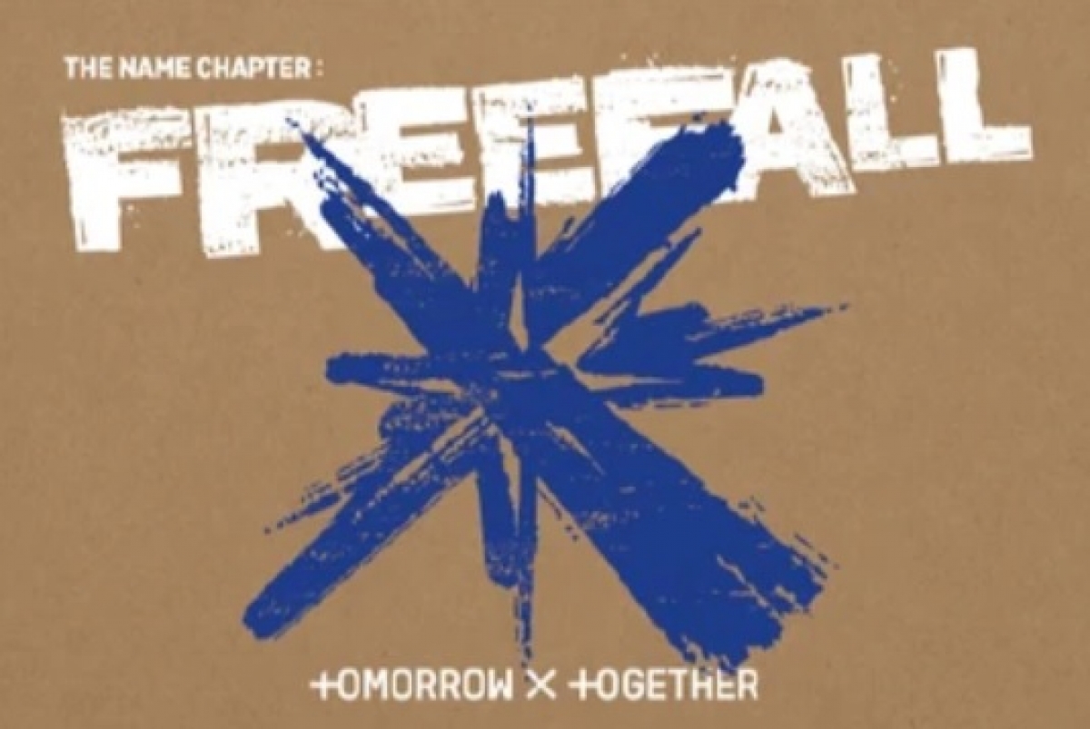 Bìa album The Name Chapter: FREEFALL cực kỳ nổi bật
