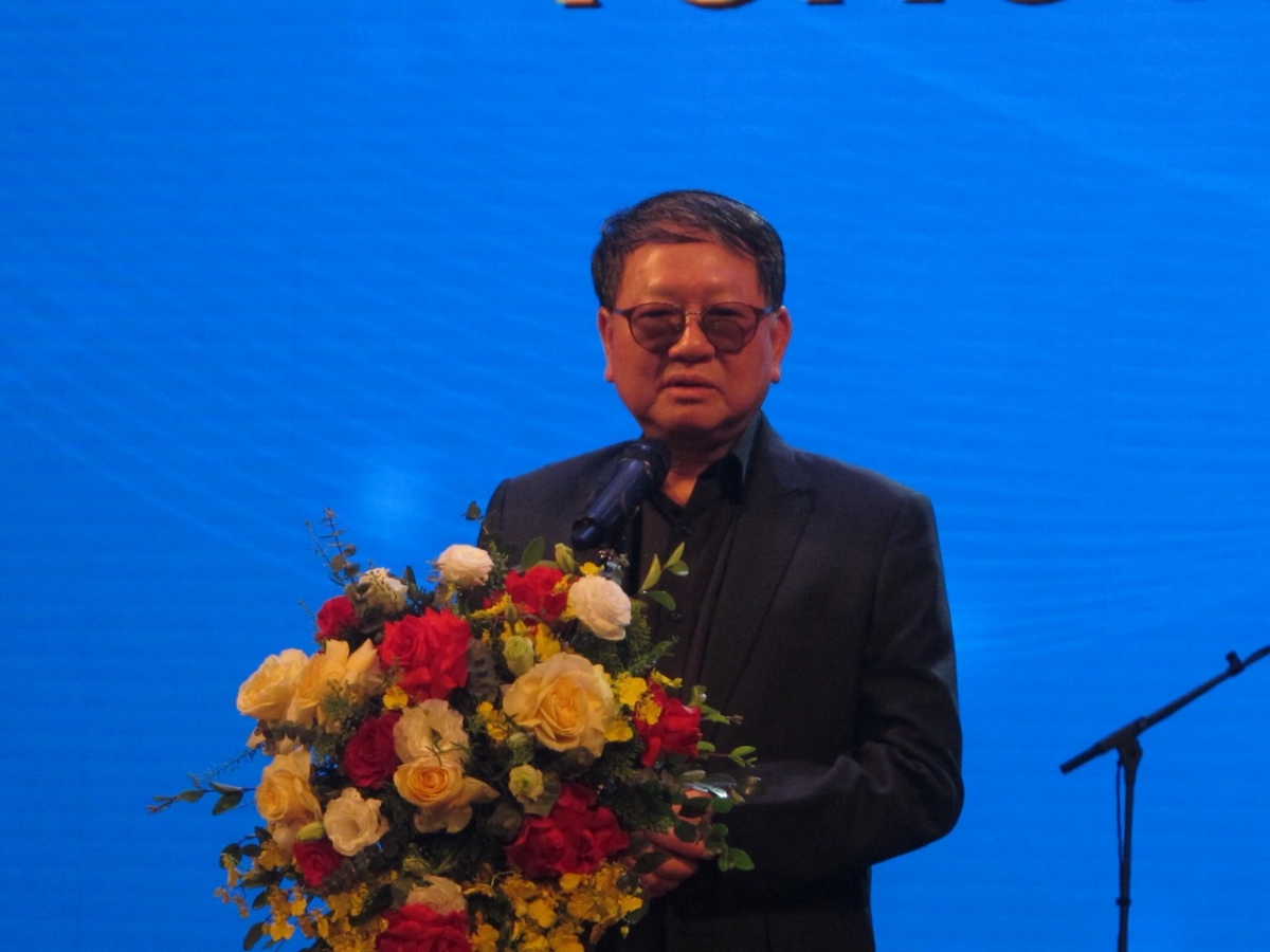 Thiếu tướng, nhạc sĩ Đức Trịnh, Chủ tịch Hội Nhạc sĩ Việt Nam.