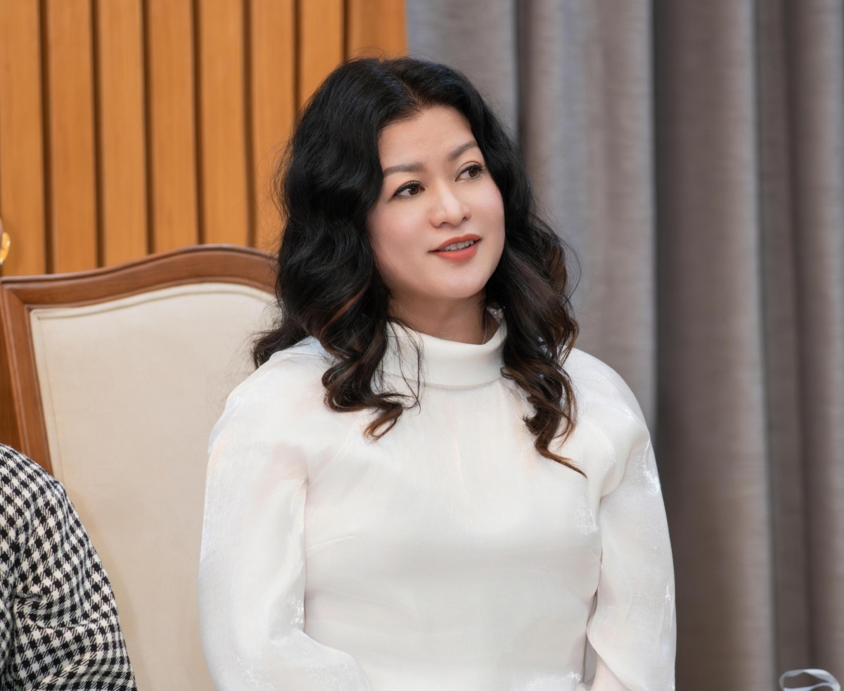 Nhà biên kịch Hồng Hoa.