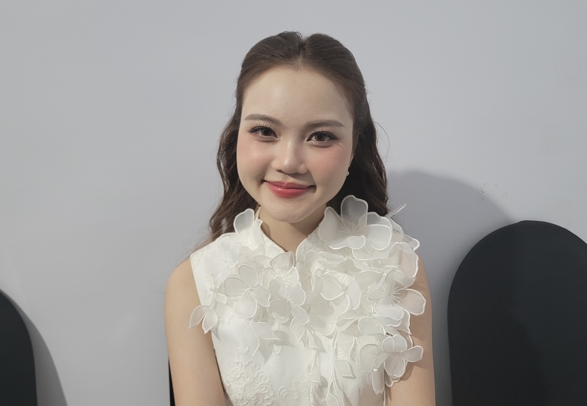 Ca sĩ trẻ Hà Quỳnh Như.